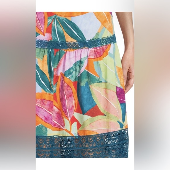 Time and Tru Women’s Tiered Maxi Skirt with Lace Trim NWT (XS & S) - Picture 4 of 6